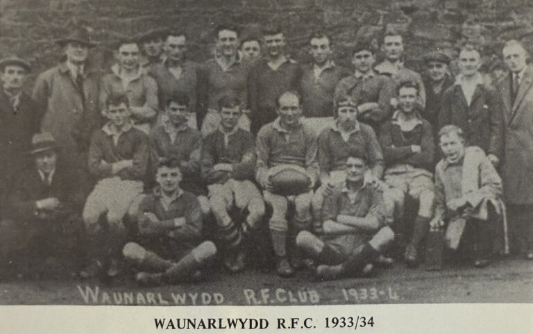 Tredworth Rfc The Middle Years: 1925-1950 – Waunarlwydd RFC